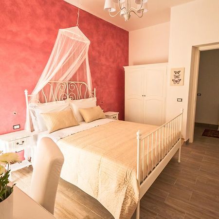 Venustas Bed & Breakfast LMP Екстериор снимка